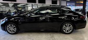 รถยนต์มือสองสภาพดี Infiniti Q70 Hybrid Base 4 ประตู ปี 2017 สำหรับขาย - Product Image 2