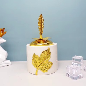 Brûleur d'encens en céramique et métal tendance, fait main, écologique, design fantastique, qualité luxueuse, cadeaux de déménagement - Product Image 2