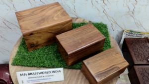 Amplia Selección de urnas de cremación de madera modernas antiguas para cenizas humanas y mascotas adultas, funerales de cenizas conmemorativas - Product Image 5