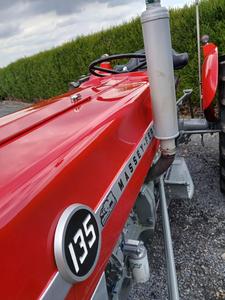 รถแทรกเตอร์มือสอง Massey Ferguson 45 แรงม้า พร้อมจำหน่ายในราคาถูก จัดส่งรวดเร็ว มีสินค้าในสต็อก ซื้อเลย อุปกรณ์คุณภาพสำหรับฟาร์มของคุณ - Product Image 2