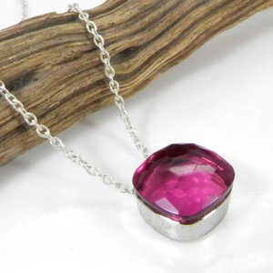 Collar de cadenas finas de plata de ley 92,5 con piedras preciosas de corte multifútbol Producto Premium - Product Image 6