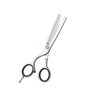 Ciseaux de coiffure professionnels en acier inoxydable sur mesure de haute qualité, design droit, finition poli miroir, à pointe arrondie - Product Image 1