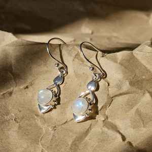 Pendientes de Piedra Lunar en Plata de Ley Chapada en Oro, Joyería Elegante Hecha a Mano para Bodas y Fiestas, Regalo para Ella - Product Image 5