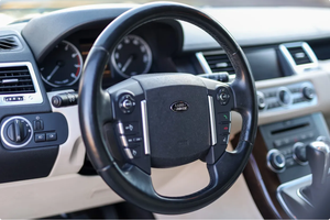 CONDUCCIÓN - VEHÍCULO USADO CON VOLANTE A LA IZQUIERDA |   Volante a la derecha |   2010 LANDDSS RANGEESS ROVERRSS SPORTTSS HSE - Product Image 4