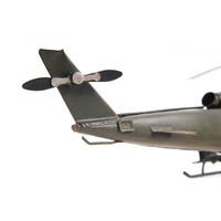Modèle d'hélicoptère vintage de style américain des années 1960, décoration aéronautique classique, en bois peint à la main, OMH AJ009 34.9Lx29.8Wx12.1H