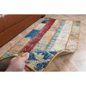 Alfombra Turca, Alfombra Vintage de 2.3x5.6 pies, Alfombra de Lana con Diseño a Cuadros Azules - Product Image 5