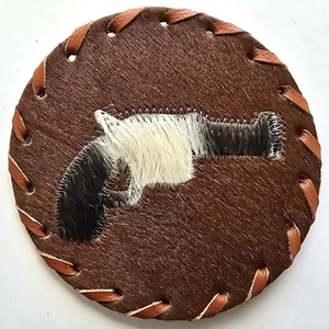 Sous-verres en cuir de vachette faits à la main, sous-verres pour boissons, décoration d'intérieur, accessoires pour café, sous-verres en cuir, cadeau de Noël western - Product Image 4