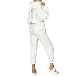 ชุดวอร์มผู้หญิงคุณภาพดีที่สุด ทรงปกติ ดีไซน์เรียบง่าย สีพื้น 2 ชิ้น ผ้าฟลีซยาว บริการ OEM ขายดี - Product Image 6