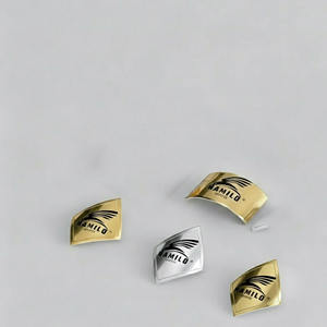 Plaques métalliques uniques de haute qualité pour vêtements Dernière conception mini plaques métalliques Petite pièce de décoration pour vêtements - Product Image 3