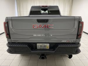 GMC Sierra 2500HD AT4X 2024, Cabina Doble, Tracción en las Cuatro Ruedas, Volante a la Izquierda, Caja de Cambios, Cámara Trasera, Motor Inteligente, Portaequipajes de Aleación de Aluminio, Sin Accidentes - Product Image 6