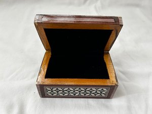 Boîte à bijoux élégante en bois nacré boîte-cadeau de stockage en gros pour le stockage des cosmétiques - Product Image 4