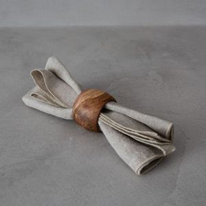 Lot de 6 anneaux porte-serviettes en bois à finition lisse - Product Image 1