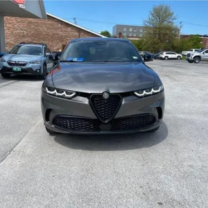 SUV hybride AWD 2024 d'occasion, éclairage LED, système d'infodivertissement de haute technologie, assistance à la sécurité moderne, fourni du Japon - Product Image 5