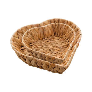 Panier Cadeau Multifonctionnel en Jacinthe d'Eau Naturelle Fait Main, Forme Ronde, Style Américain, Écologique, 60x40x30cm, Emballage en Gros - Product Image 1