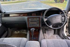 TOYOTA CROWN ROYAL SALOON USADO, 1999, CON PAQUETE ANIVERSARIO, VOLANTE A LA IZQUIERDA/DERECHA - Product Image 4