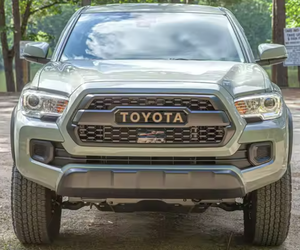 Véhicule d'occasion 2024 édition 4x4, importation haut de gamme d'Europe, conduite à gauche/droite, livraison rapide disponible - Product Image 5