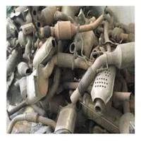 Déchets de convertisseur catalytique automobile en aluminium mélangé avec une teneur en Al de 99% d'origine BE