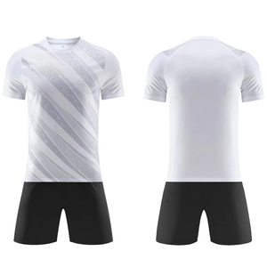 Uniforme de Fútbol para Hombre, Diseño Personalizado, Impresión Digital, Transpirable, 100% Poliéster, Servicio OEM, Superventas - Product Image 3