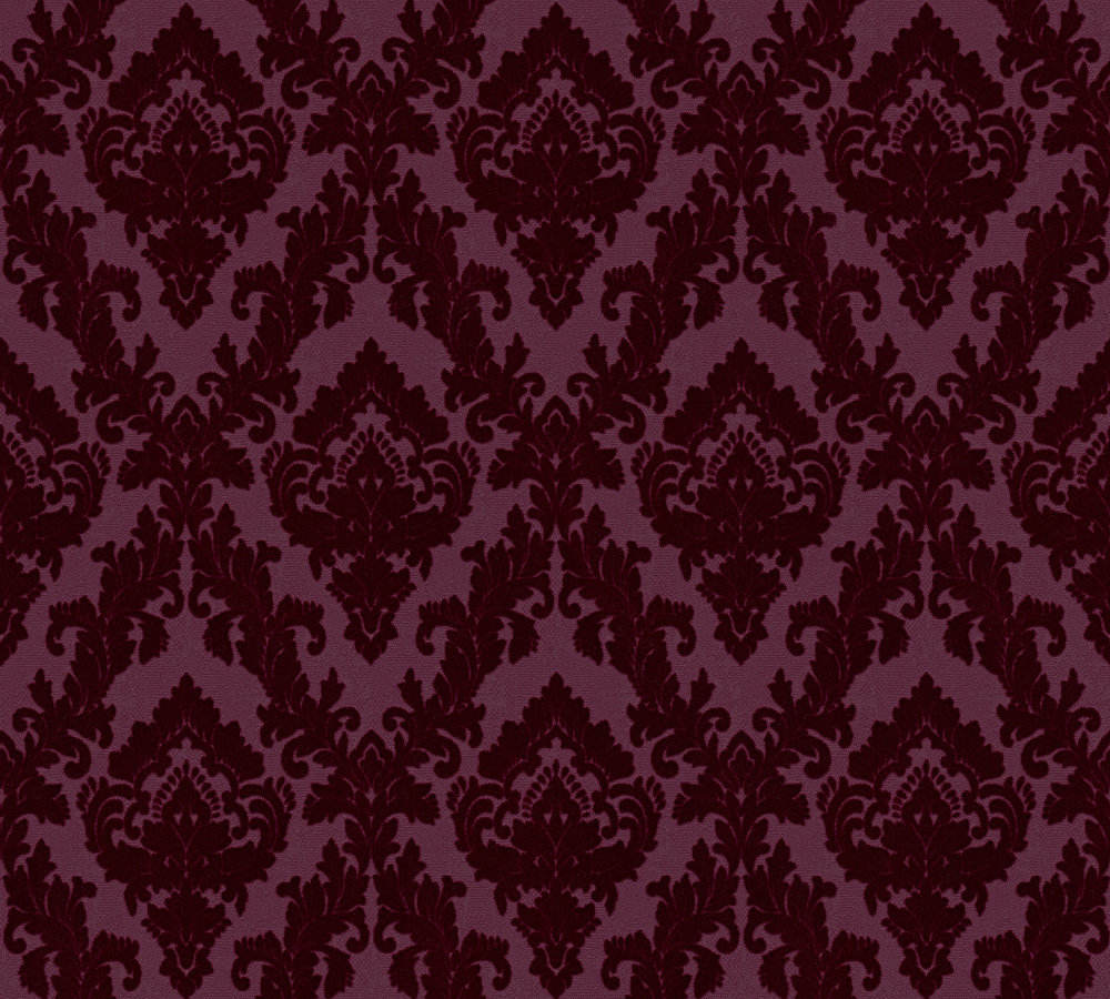 สีม่วงแดง