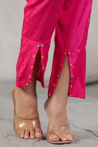 ชุดเดรสสีชมพูสำหรับผู้หญิง, ชุดเดรสกระโปรงผ้าไหมสไตล์โรมันเหนือเข่าสวมใส่สบาย - Product Image 6