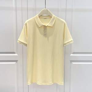 Camiseta de Verano para Hombre, Personalizada con Logotipo OEM, de Tejido de Rizo, Transpirable, Ajustada, de Manga Corta, Cuello en V, a Rayas, Informal, Talla Grande - Product Image 1