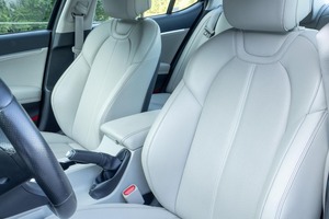 รถเกียร์อัตโนมัติ Genesis G70 2.0T Sport ปี 2020 สภาพดี มือสอง - Product Image 3
