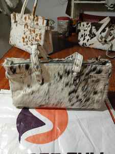 Sac à main pour femme en cuir de vachette personnalisable, bandeau tendance, nouvel accessoire de créateur avec fourrure véritable, bandoulière durable - Product Image 2