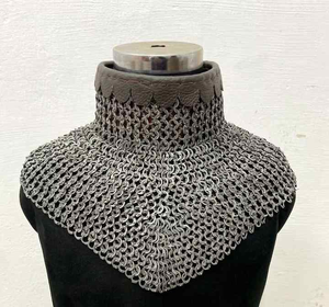Authentique collier de cotte de mailles d'évêque médiéval en acier doux protecteur du cou Gorget accessoire de costume de reconstitution historique - Product Image 1