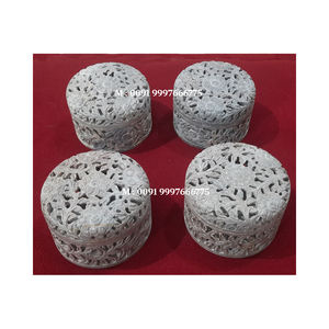 Boîte à bijoux en pierre de savon naturelle de qualité supérieure, sculptée à la main, design unique avec surface lisse et brillante, idéale pour offrir une montre en cadeau - Product Image 2