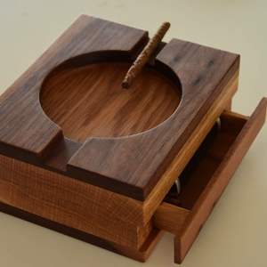 ที่เขี่ยบุหรี่ทำด้วยมือไม่เหมือนใครพร้อมการแกะสลักของชนเผ่าเหมาะสำหรับบ้านแนวชนบทและการตกแต่งมุมสูบบุหรี่ - Product Image 4