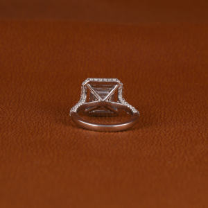 Anillo de compromiso de oro blanco sólido de 14 quilates con diseño personalizado, corte Asscher, Diamante cultivado en laboratorio, halo de dos lados, estilo moderno, certificado IGI - Product Image 3