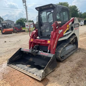 Chargeuses sur chenilles TAKEUCHI TL8R2 d'occasion en excellent état, 5 tonnes, moteur et boîte de vitesses de 75 chevaux - Product Image 1