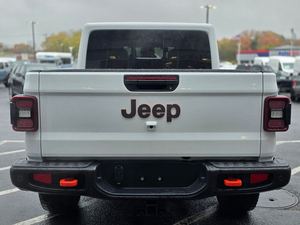 Jeep Gladiator Mojave Crew Cab 4WD 2025 - Product Image 4