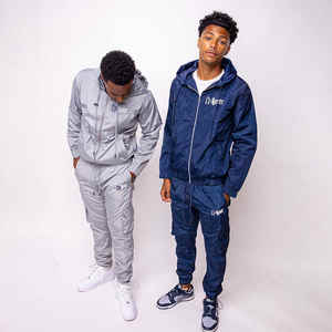 Survêtements à sublimation Vêtements de sport en polyester stylés pour hommes pour femmes Ensemble d'entraînement Logo personnalisé OEM ODM Fournisseur en gros Usine - Product Image 6