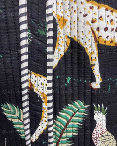 Sac fourre-tout en tissu matelassé en coton ATITHI ART, réutilisable, écologique, doux, rembourré, pour le shopping, les voyages, le transport quotidien, léger, durable - Product Image 4