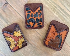 Porte-cartes mince en cuir de vachette brodé à la main, style western, avec blocage RFID, fermeture à rabat, mini portefeuille à deux volets - Product Image 2