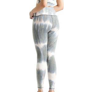 Leggings d'entraînement pour femmes à séchage rapide avec logo personnalisé leggings de service OEM en polyester/spandex respirant léger et extensible à séchage rapide - Product Image 1