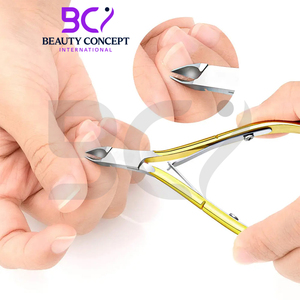 Coupe-cuticules en acier inoxydable de qualité supérieure, durable, avec une large ouverture de mâchoire et une lame incurvée pour les soins personnels - Product Image 6