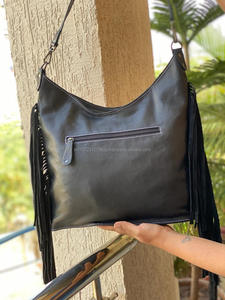 กระเป๋าถือแฟชั่นมีพู่ห้อยสำหรับผู้หญิงกระเป๋าถือช้อปปิ้งหนังวัวแกะสลักด้วยมือจริงมีสไตล์ใหม่ - Product Image 4