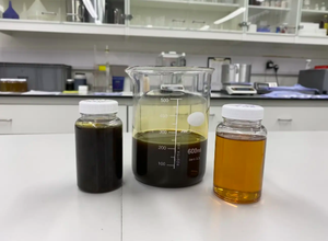 SBZ 7002 400TBN Potenciador de detergente de alto rendimiento 24 meses de vida útil Componentes de aceite de motor lubricante automotriz - Product Image 2