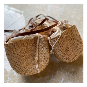 Vietnam-Sourced Water Hyacinth <b>Bag</b>: Craft Water Hyacinth Tote, Suited for Breezy Summer Beach Travel, In-Demand Picnic Elegance - Product Image 1