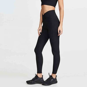 Leggings de yoga taille haute pour femmes, effet push-up, design taille croisée en V, couleur unie, anti-transpiration, respirants, en Spandex/Nylon - Product Image 6