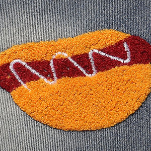 กางเกงขาสั้นผ้ายีนส์ของผู้ชายที่ออกแบบเองได้สำหรับฤดูร้อนกางเกงทรงหลวมมีกระเป๋าปักลายผ้าถักซักด้วยวิธีการทอ - Product Image 5