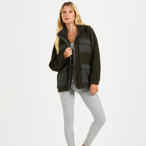 โลโก้ที่กําหนดเองของ High Street เสื้อแจ็คเก็ตเชอร์ปาหนักขนาดบวก / เสื้อแจ็คเก็ตเชอร์ปาแขนยาวออกแบบล่าสุดสําหรับผู้หญิง - Product Image 6