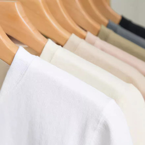 Camiseta Oem con diseño de logotipo personalizado, camiseta de peso pesado para hombre, camiseta redonda tejida de tubo sin costuras con hombros caídos para hombre - Product Image 4