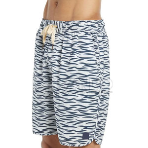 กางเกงขาสั้นสำหรับผู้ชายกางเกงขาสั้นสไตล์สตรีทแวร์ดีไซน์ตามสั่งบริการ OEM - Product Image 3