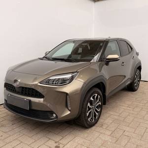 Meilleure Offre 2023 - SUV Hybride Compact Premium - Consommation de Carburant Exceptionnelle et Technologie de Pointe - Product Image 1