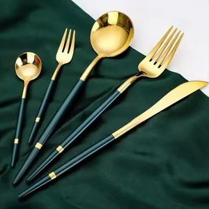 Ensemble de couverts en acier inoxydable poli lourd et doré, adapté à la cuisine à domicile, au restaurant, à l'hôtel, aux repas et au service de restauration - Product Image 2