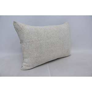 หมอน Kantha ขนสัตว์สีเบจ20X28นิ้วทอลายปักแนววินเทจแนวชนบท - Product Image 3