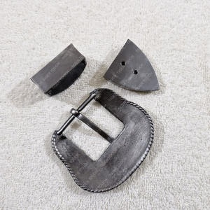 Hebilla de cinturón de latón medieval Juego de hebillas de cinturón antiguas grabadas - Product Image 6